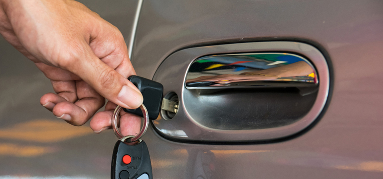 Car door lock repair in Lincoln